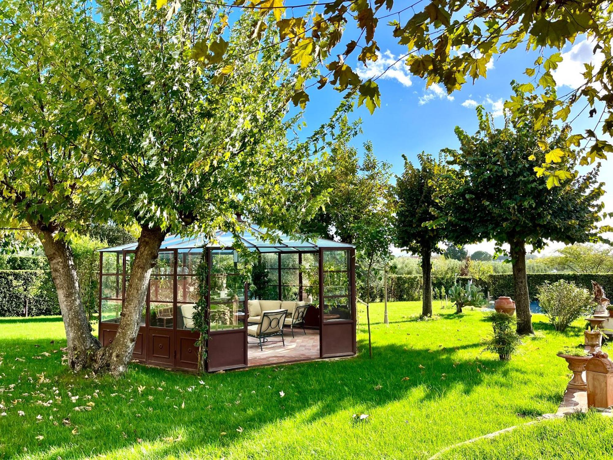 Ninfeo Dell' Arancera Bed & Breakfast Calci Exterior photo